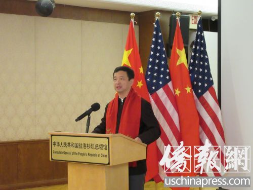 1月17日,中国驻洛杉矶总领馆古今参赞向华文媒体介绍“2018欢乐春节”总体情况。(侨报记者翁羽摄) 1月17日,中国驻洛杉矶总领馆古今参赞向华文媒体介绍“2018欢乐春节”总体情况。(侨报记者翁羽摄)