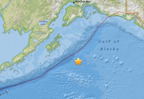 美国阿拉斯加附近海域发生7.9级地震。来源：美国地质勘探局网站截图。