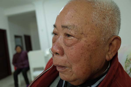 黄宝州老人讲述寻亲经历 黄宝州老人讲述寻亲经历