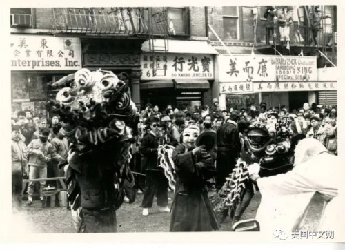 (文中图片均来自美国中文网微信公众号) (文中图片均来自美国中文网微信公众号)