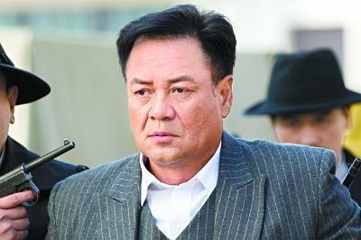  尤勇智担任制片人，并出演剧中角色。
