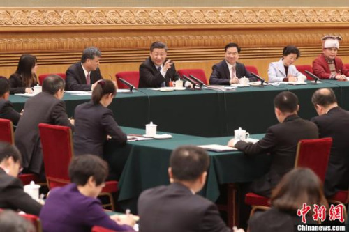 3月7日,中共中央总书记、国家主席、中央军委主席习近平参加十三届全国人大一次会议广东代表团的审议。<a target='_blank' href='http://www.chinanews.com/'>中新社</a>记者 盛佳鹏 摄 3月7日,中共中央总书记、国家主席、中央军委主席习近平参加十三届全国人大一次会议广东代表团的审议。<a target='_blank' href='http://www.chinanews.com/'>中新社</a>记者 盛佳鹏 摄