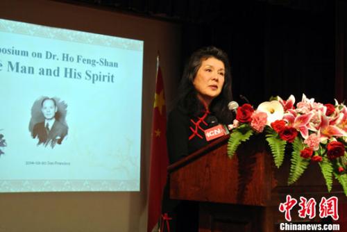 资料图:何凤山之女何曼礼。(图片来源:<a target='_blank' href='http://www.chinanews.com/'>中新社</a>记者 刘丹 摄) 资料图:何凤山之女何曼礼。(图片来源:<a target='_blank' href='http://www.chinanews.com/'>中新社</a>记者 刘丹 摄)