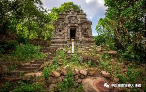 (达山寺 Phnom Da)