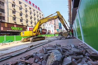 蝉街改造提升工程施工现场。 苏巧匠 摄 蝉街改造提升工程施工现场。 苏巧匠 摄