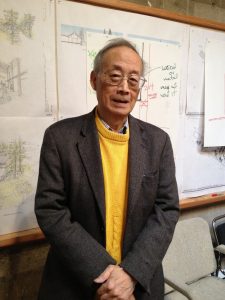 韦业祖在办公室。(加拿大《环球华报》) 韦业祖在办公室。(加拿大《环球华报》)