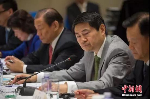 资料图:中国与全球化智库(CCG)创始人王辉耀。<a target='_blank' href='http://www.chinanews.com/'>中新社</a>记者 骆云飞 摄 资料图:中国与全球化智库(CCG)创始人王辉耀。<a target='_blank' href='http://www.chinanews.com/'>中新社</a>记者 骆云飞 摄
