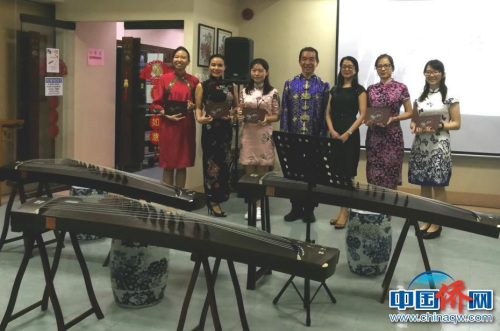 通讯:马尼拉市中心的一场中国古筝演奏会
