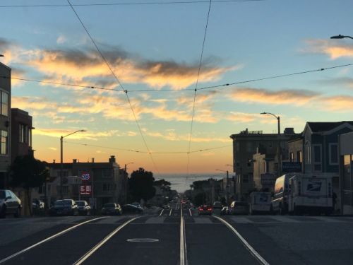 日落区在旧金山西面，面对太平洋，每天可看见美丽的夕阳。(美国《世界日报》／李秀兰 摄)