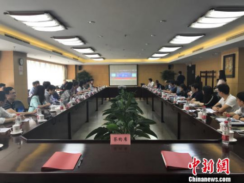 中国技术创业协会留学人员创业园联盟与北京理工大学人事处达成合作，双方签订战略协议。　周欣嫒 摄