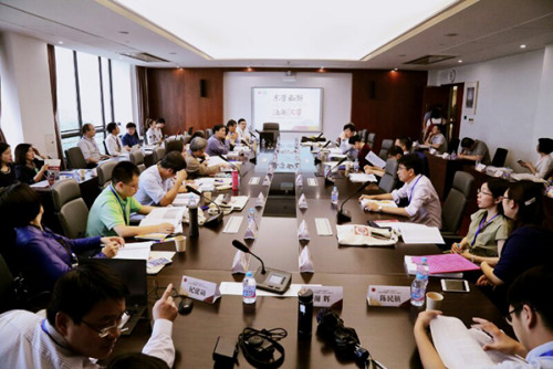 研讨会现场。 研讨会现场。