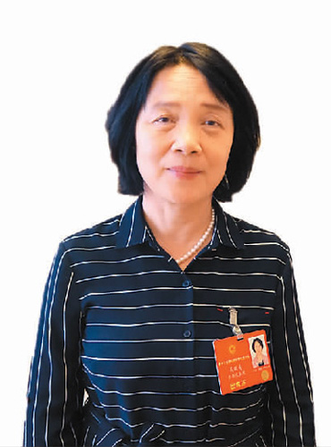 新疆维吾尔自治区侨联党组副书记 吴晓青 新疆维吾尔自治区侨联党组副书记 吴晓青