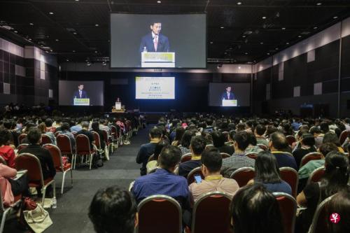 王乙康出席“华文作为第二语言之教与学”国际研讨会开幕礼。(图片来源:新加坡《联合早报》 梁伟康 摄) 王乙康出席“华文作为第二语言之教与学”国际研讨会开幕礼。(图片来源:新加坡《联合早报》 梁伟康 摄)
