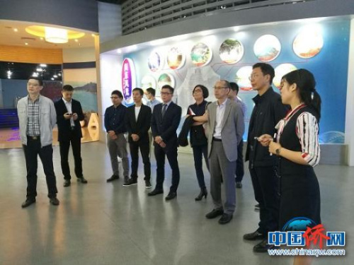阿根廷闽籍华侨考察宁德市规划馆。 郑松波 摄 阿根廷闽籍华侨考察宁德市规划馆。 郑松波 摄