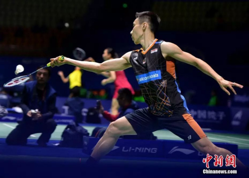 李宗伟在比赛中。<a target='_blank' href='http://www.chinanews.com/'>中新社</a>记者 王东明 摄 李宗伟在比赛中。<a target='_blank' href='http://www.chinanews.com/'>中新社</a>记者 王东明 摄