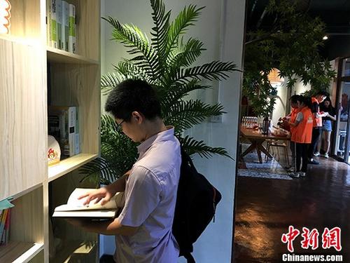 资料图：台湾青年入住福建厦门台青公寓。 <a target='_blank' href='http://www.chinanews.com/'>中新社</a>记者 杨伏山 摄