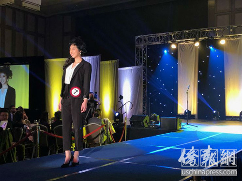 2019年的罗省华埠小姐选美不再进行泳装秀，而是以职业装秀取代。侨报记者翁羽摄