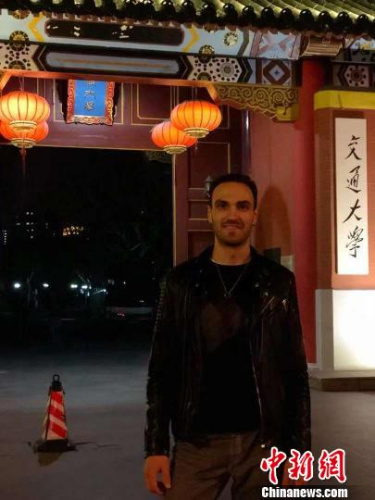 马克在上海交大的学习生活忙碌而充实。 受访者供图 马克在上海交大的学习生活忙碌而充实。 受访者供图
