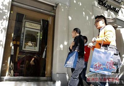 资料图:中国游客 图片来源:西班牙欧浪网 资料图:中国游客 图片来源:西班牙欧浪网