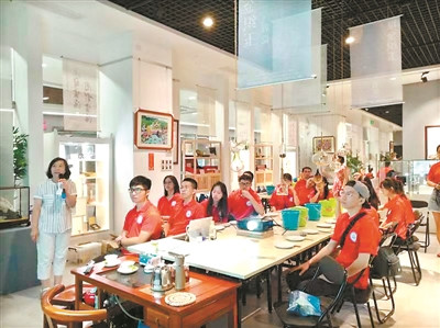 民间工艺家为公众讲述民艺之美 民间工艺家为公众讲述民艺之美