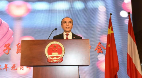 李晓驷大使在招待会上致辞 李晓驷大使在招待会上致辞