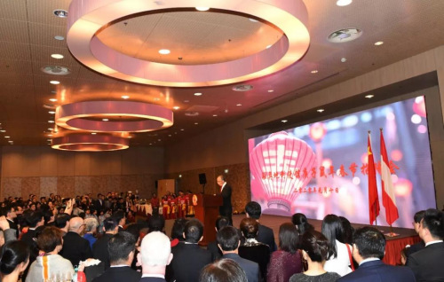 招待会现场 () 招待会现场 ()