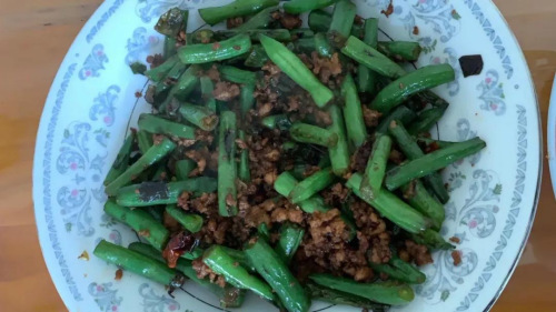 朋友圈里的“美味”。(作者供图) 在澳中国留学生战疫记,居家避疫期间,同学都变成了大厨(图) - 2