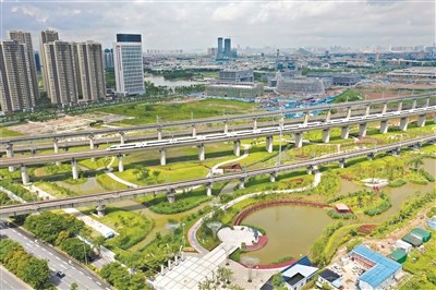 高铁公园 广州日报全媒体记者陈枫 实习生李洲湳摄