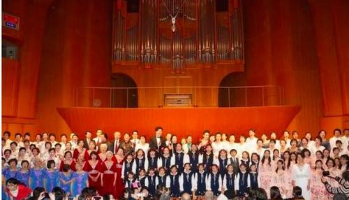 东京华助中心举办樱花国际合唱节演出