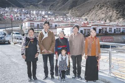 壮丽70年·奋斗新时代 川藏线上的百姓故事