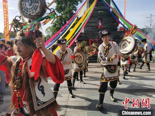 大禹诞辰祭祀典礼现场。　杨勇 摄