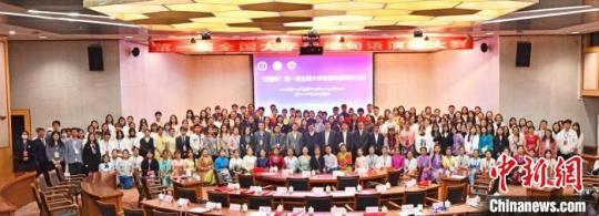 首届全国大学生缅甸语演讲大赛在昆举行