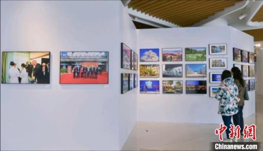 成都与蒙彼利埃缔结友好城市40周年图片展在蓉开展
