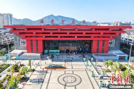 首届江西文化产业博览交易会开展“传统”+“科技”展示新成就