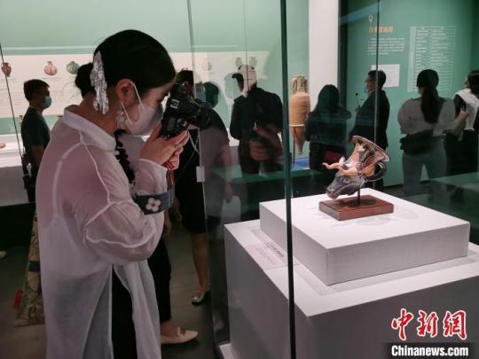 亚欧大陆古代文物精品展苏州开展跨越丝绸之路展现东西方美美与共