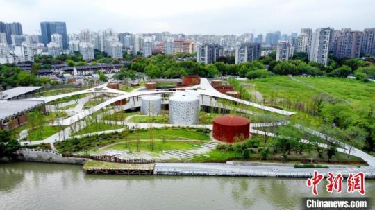 航拍小河公园 鲍圣慧 摄