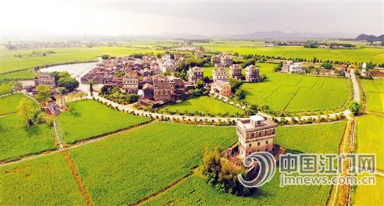 斗山镇旅游资源丰富,创建“乡村旅游示范镇”的条件得天独厚。