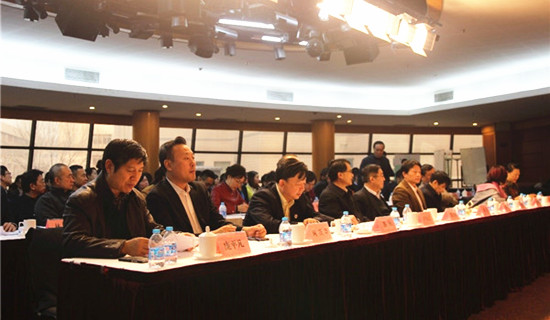 “中国心·海淀情”2015年侨界人士与海外归国留学人员联谊会召开。