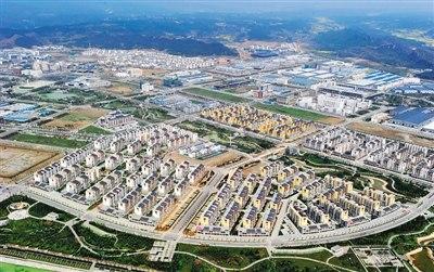 中国侨网图为北川新县城俯瞰图 　来源：中国网