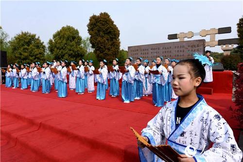 中国侨网武汉举办知音文化寻根祭祀华侨华人共祭楚隐贤钟子期。