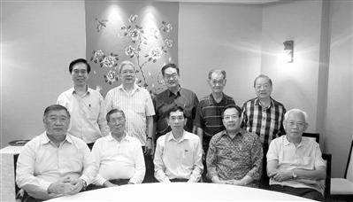 中国侨网2017年，陈言栋在新加坡受到新加坡福清会馆的热情接待。