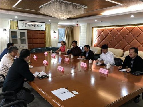 中国侨网座谈交流。(图片来源:江苏省侨办网站)