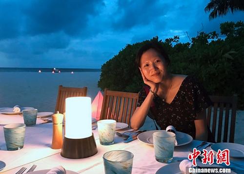 中国侨网图为今年春季,施宝玲在马尔代夫旅游时拍摄的照片。中新社发 钟欣 摄