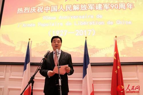 中国侨网翟隽大使发表致辞_庆祝中国人民解放军建军90周年。王远 摄