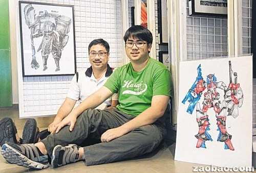 谢杰兴(图右)。(新加坡《联合早报》/林国明