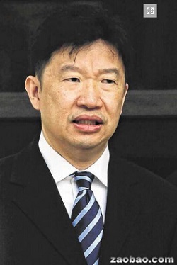 被告张马克・爱德华是美国人,新加坡永久居民。(新加坡《海峡时报》)