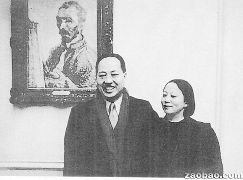 何永佶博士和张荔英，摄于1949年。（新加坡《联合早报》档案照）