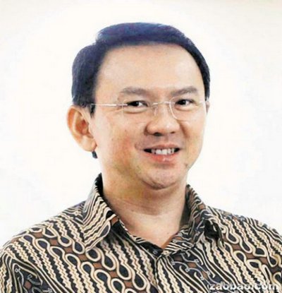 钟万学出任雅加达首都特区副首长期间扫除官僚作风,赢得好声誉。(新加坡《联合早报》)