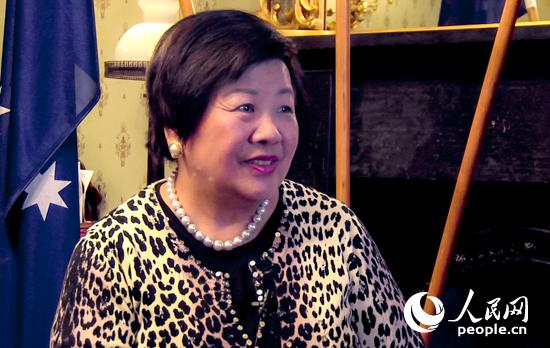 中国侨网澳大利亚新南威尔士州前上议员何沈慧霞女士日前接受人民网专访。