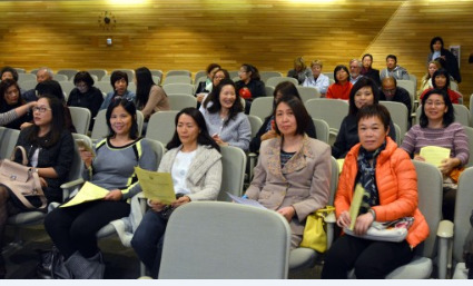 中国侨网亚凯迪亚市政府3日召开市议会,20多名华人居民在市议会上陈情发言,希望市政府和警局能维护市民财产安全。(美国《世界日报》/张宏 摄)